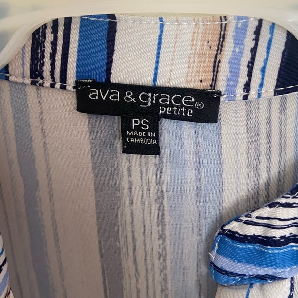 Ava and Grace: Silky Feel Multicolored Coastal Blouse. Button down, FrontPockets - Picture 2 of 3